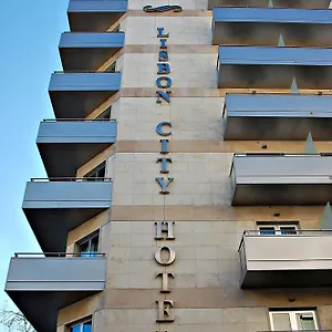 By Ξενοδοχείο