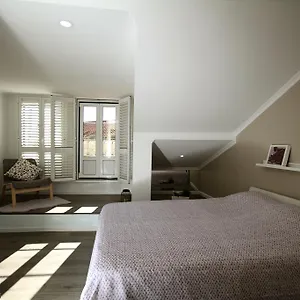 Alfama Right Point Apartament